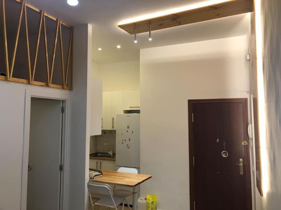 Avda Plaza De Toros, Apartamento Dos Dormitorios Junto A Metro Vistalegre Madrid Dış mekan fotoğraf